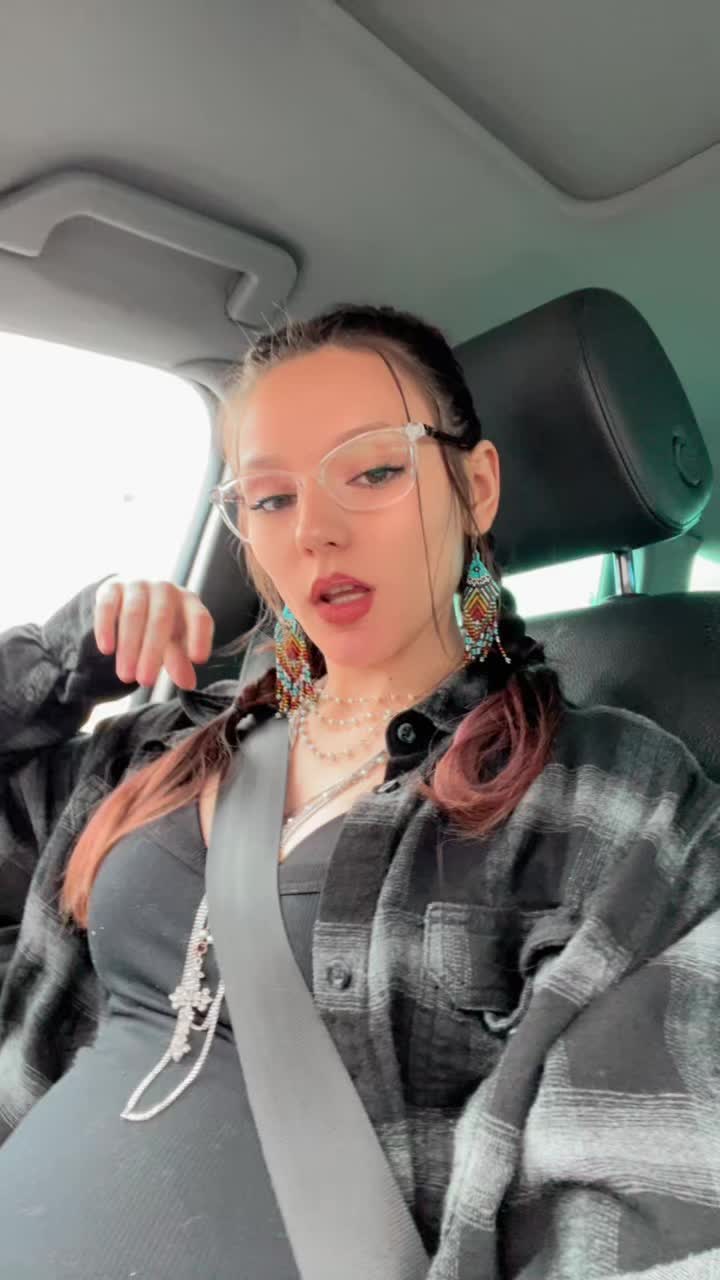 @CheyenneS.