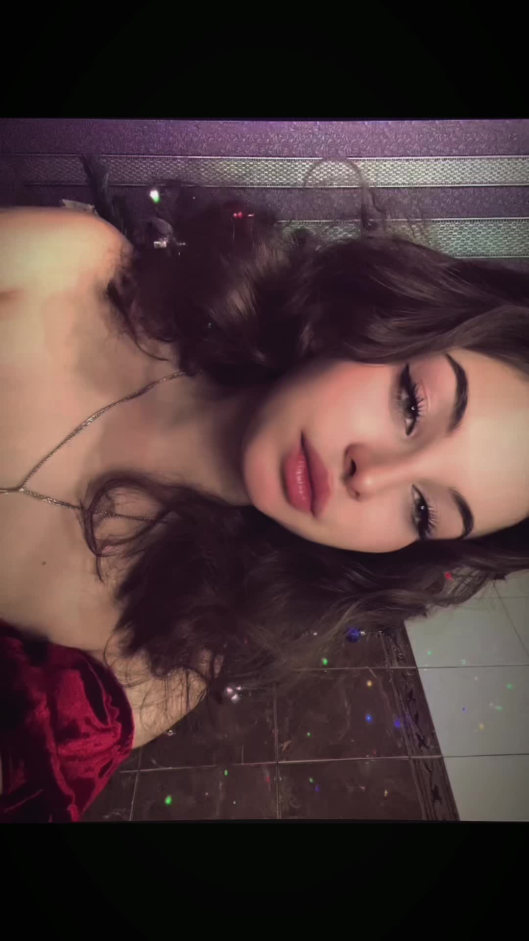 @__queen__18
