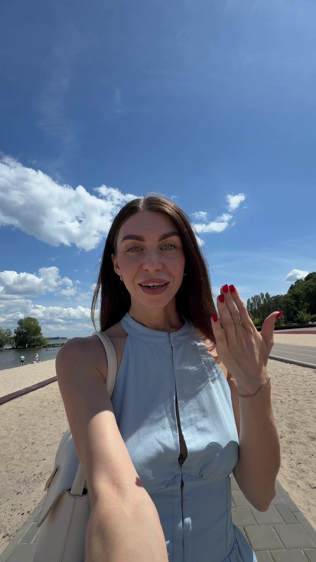 @lanapogrebniak