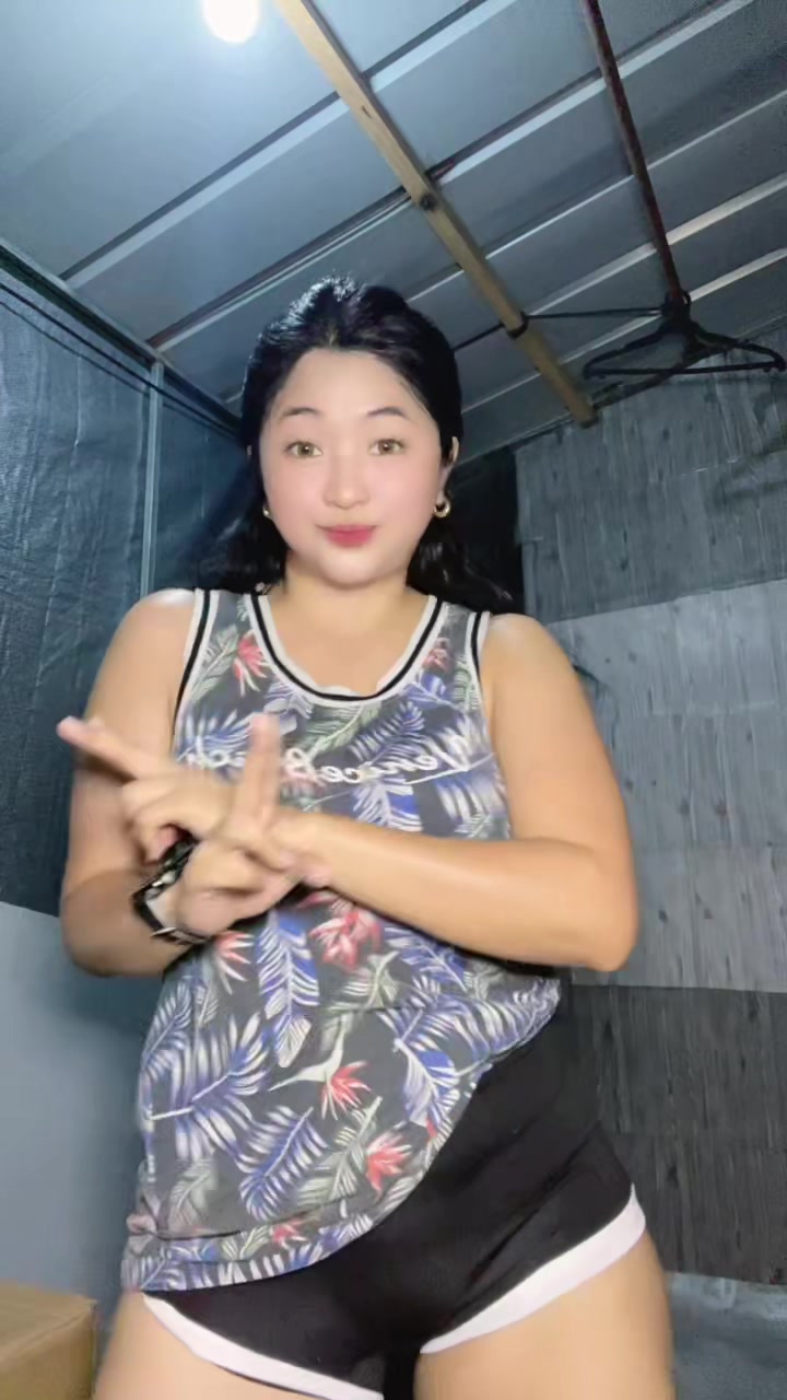@Sirenang Chinita ᥫ᭡.