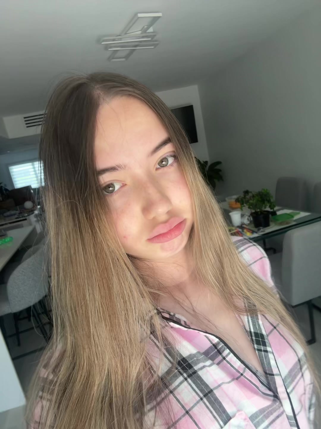 @only_milanaaa