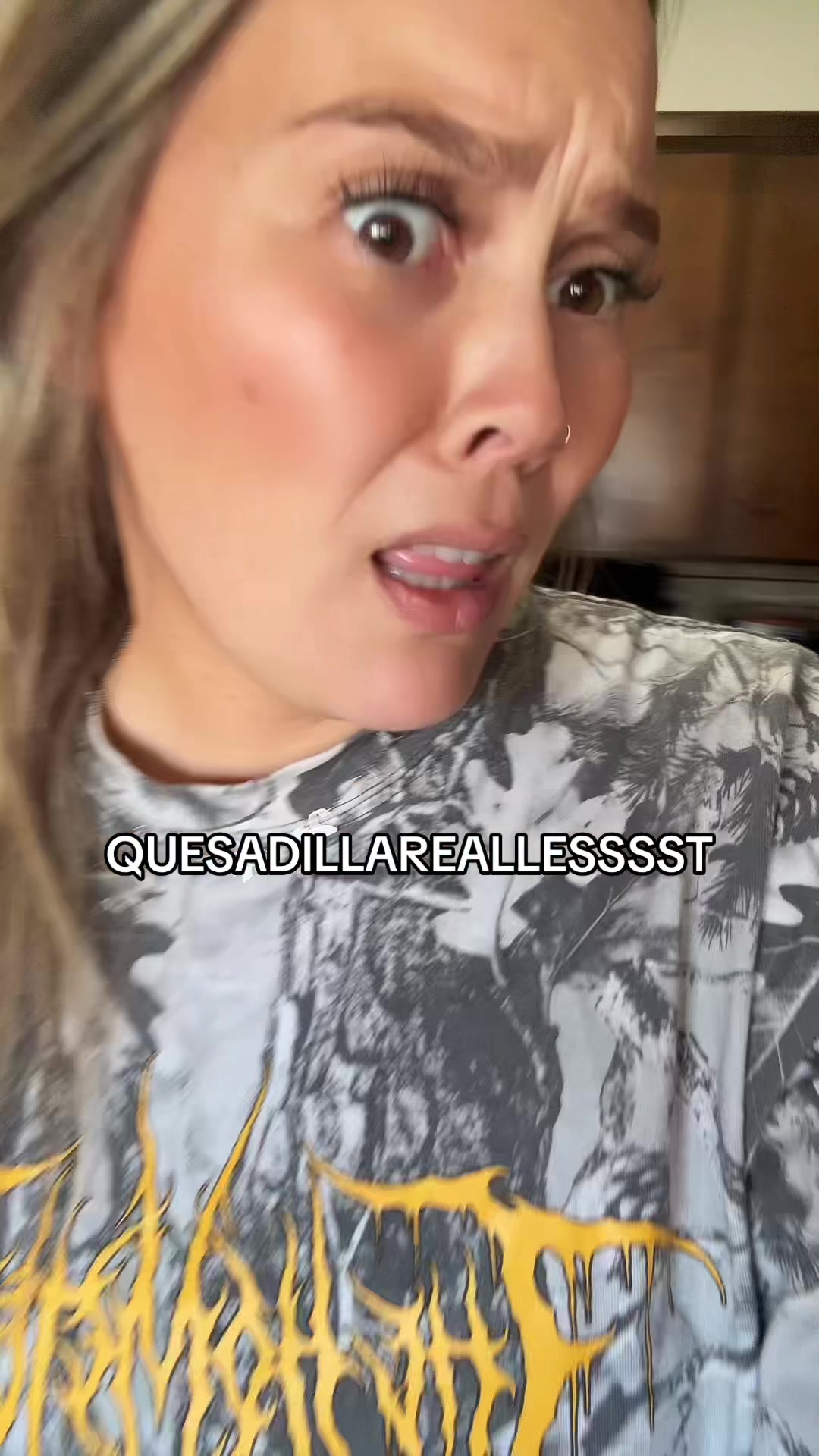 @dezz ❤️🔥🤘🏻|| happiest emo