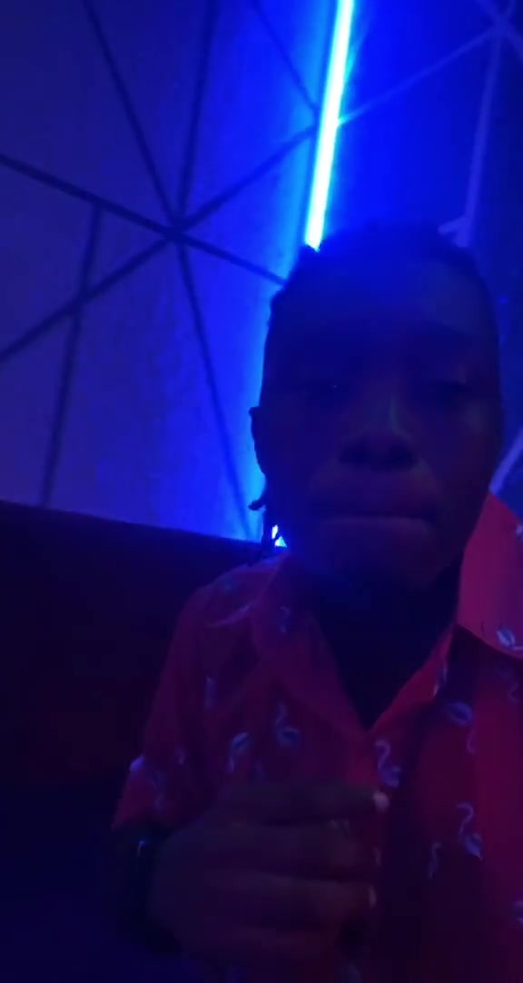 @Mr.Ananas.Zanzibar