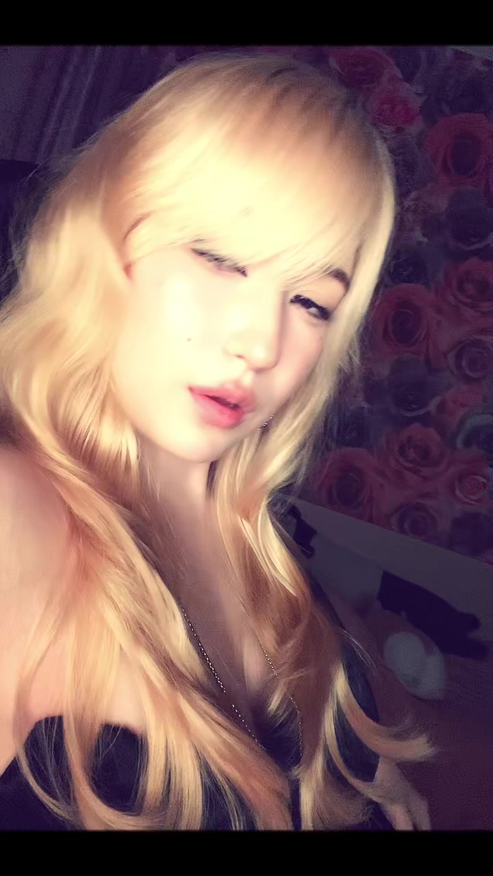 @依琳娜
