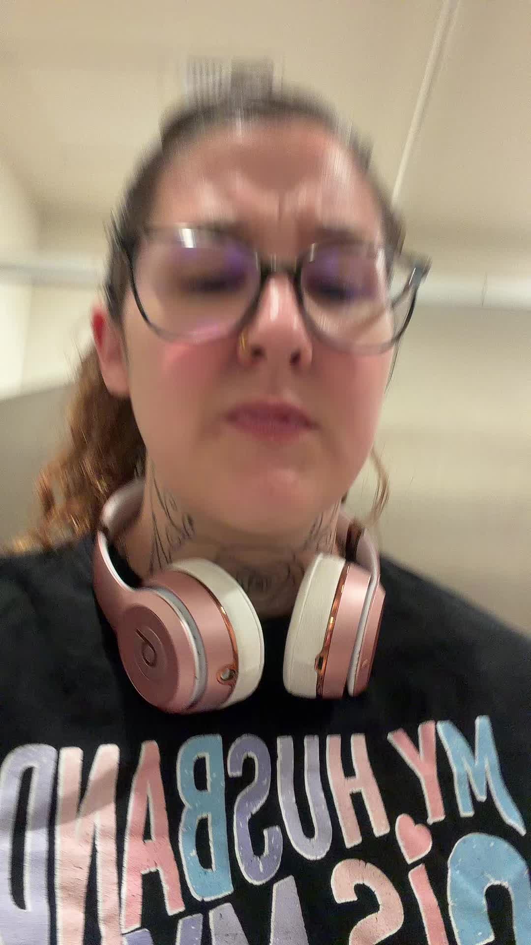 @mama.guthrie