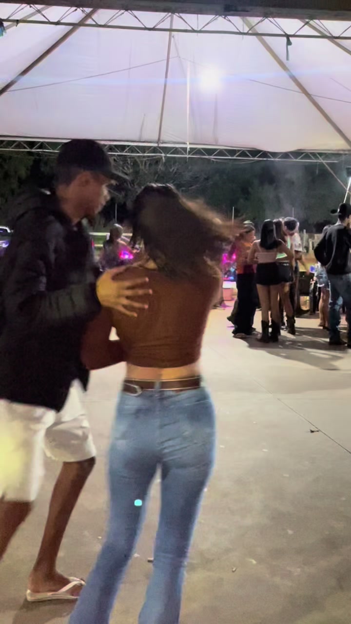@𝐓𝐡𝐚𝐥𝐥𝐲𝐭𝐢𝐧𝐡𝐚