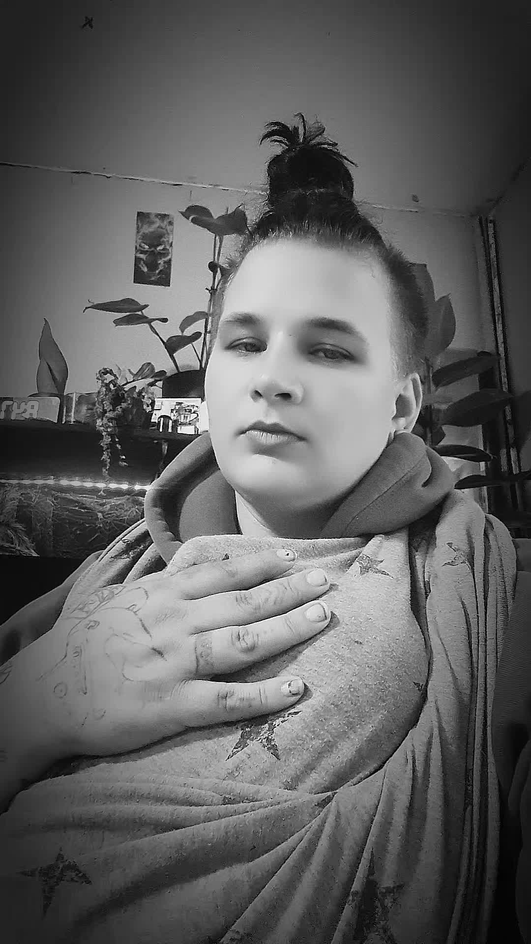 @Queen.diebeklopptencrew
