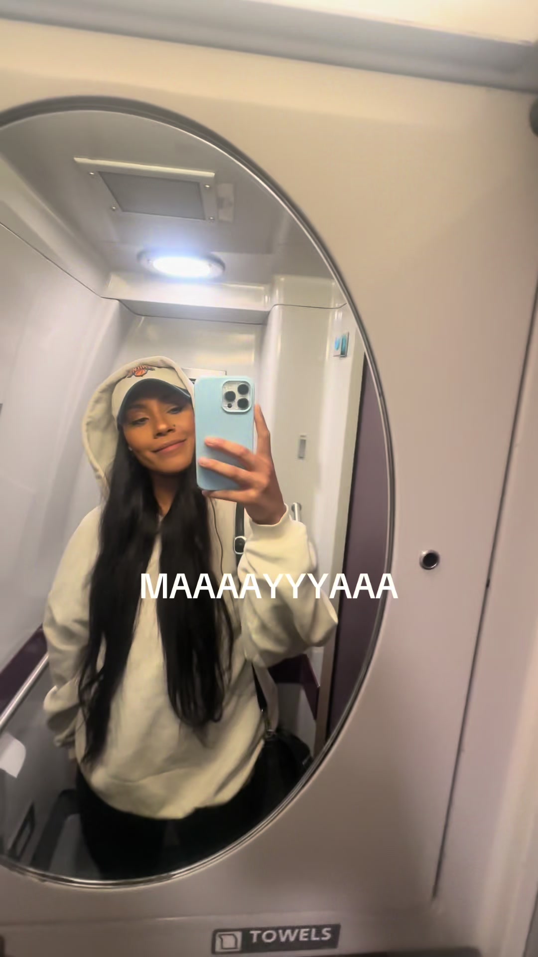 @mayalunalaughs