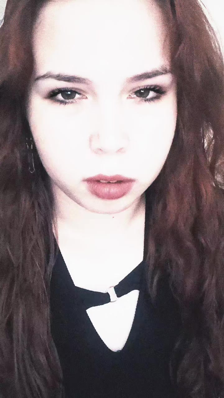 @девочка с характером 😈