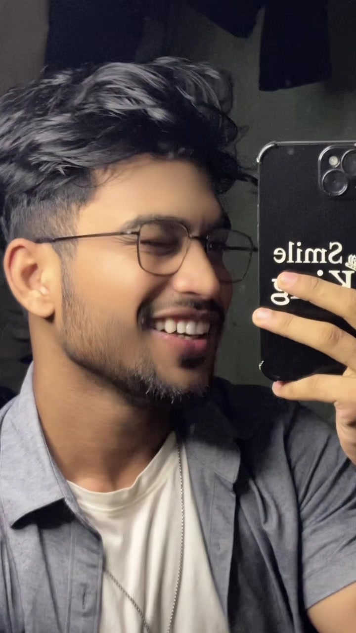@SMILE KING😉😘