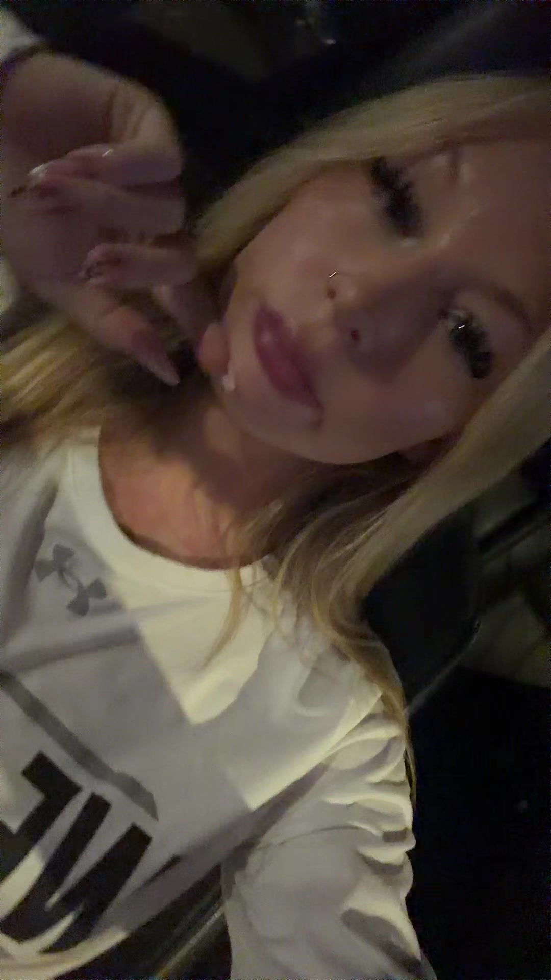 @chloe