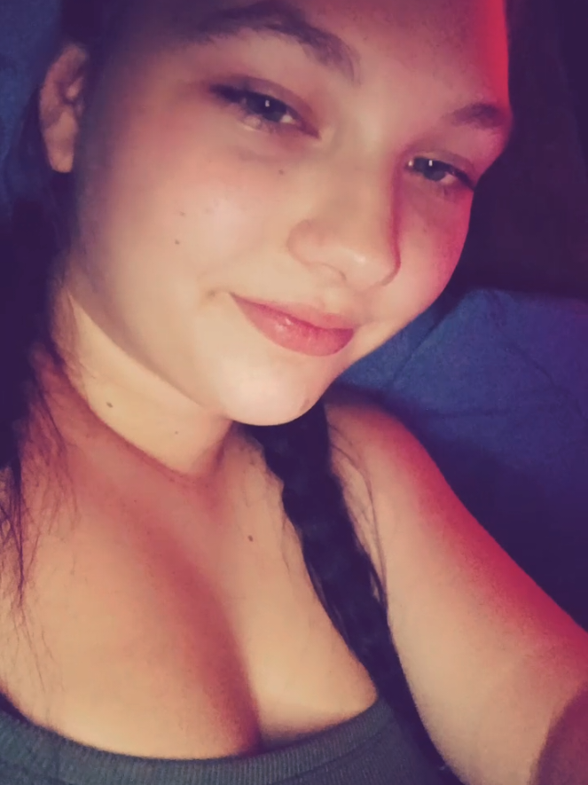 @isabella