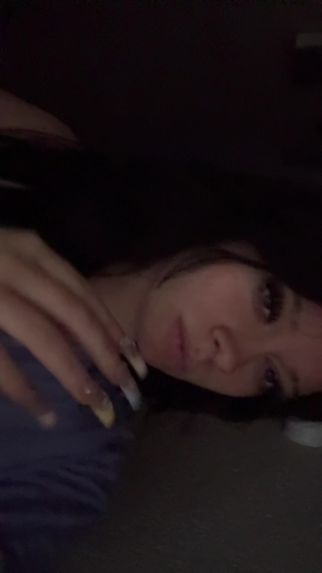 @E҉m҉m҉a҉