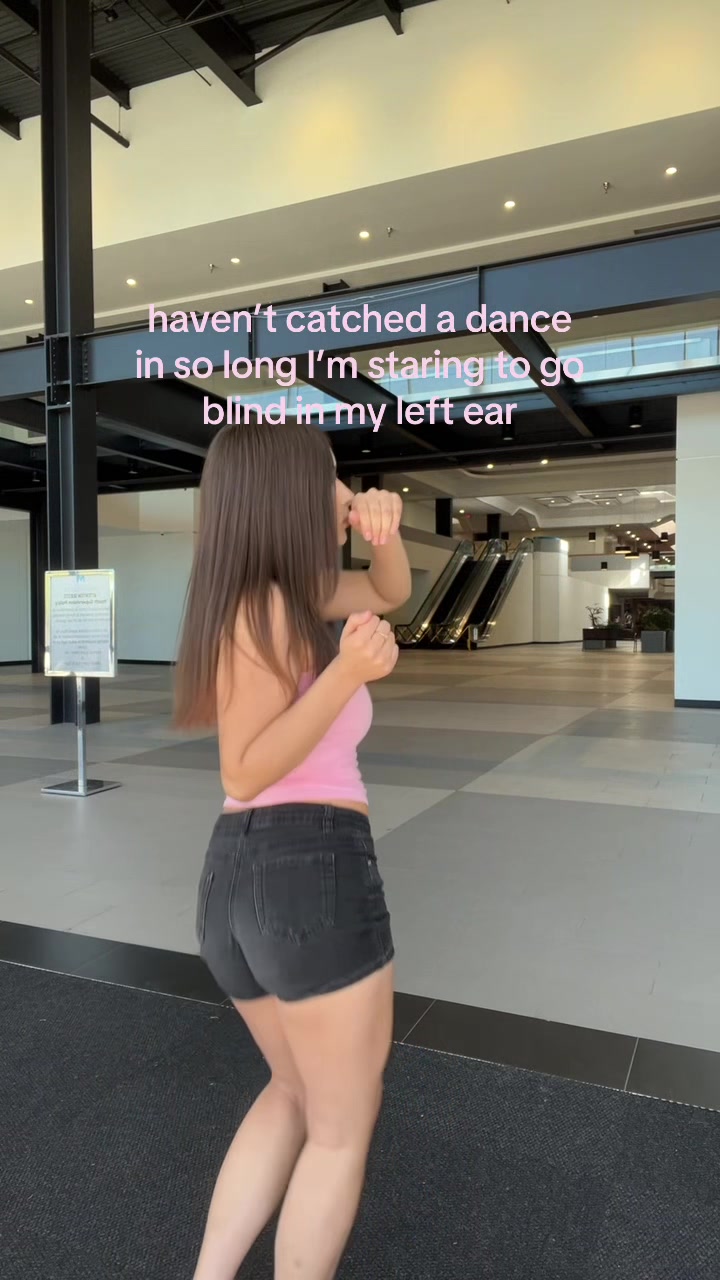 @𝐀𝐲𝐥𝐢𝐧𝜗𝜚