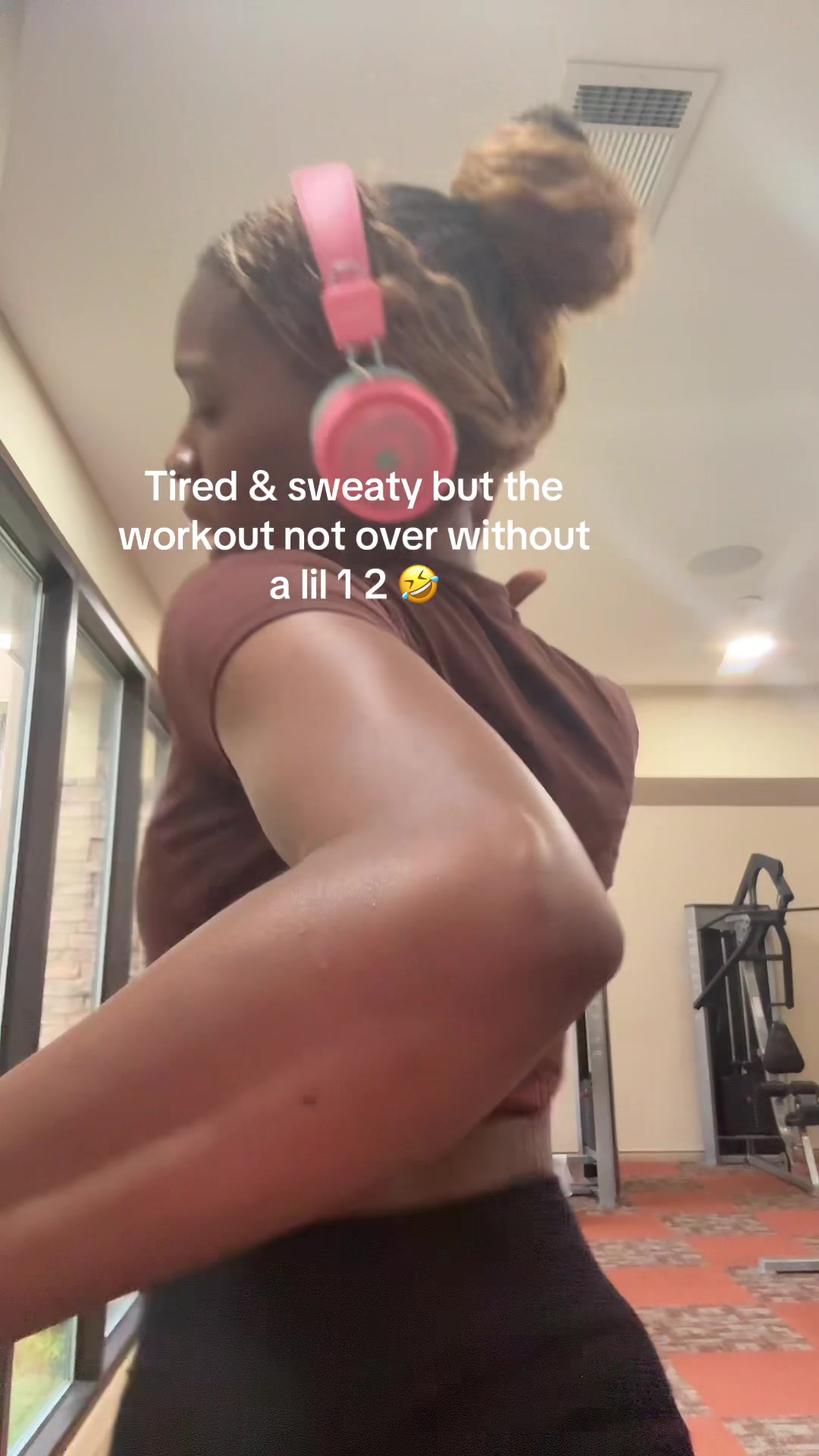 @Aradadonn
