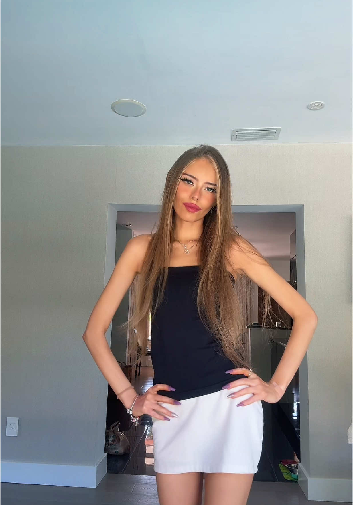 @evangelina_glow
