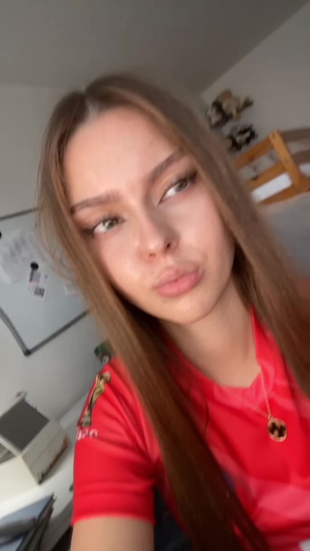 @Ⲁѣшⲁ☕️