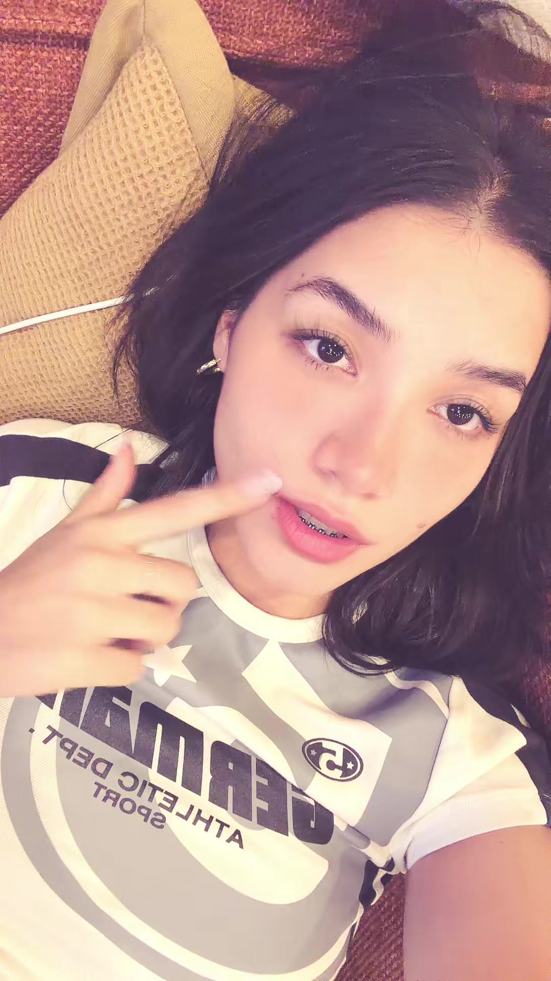 @oficialmaryaguilar