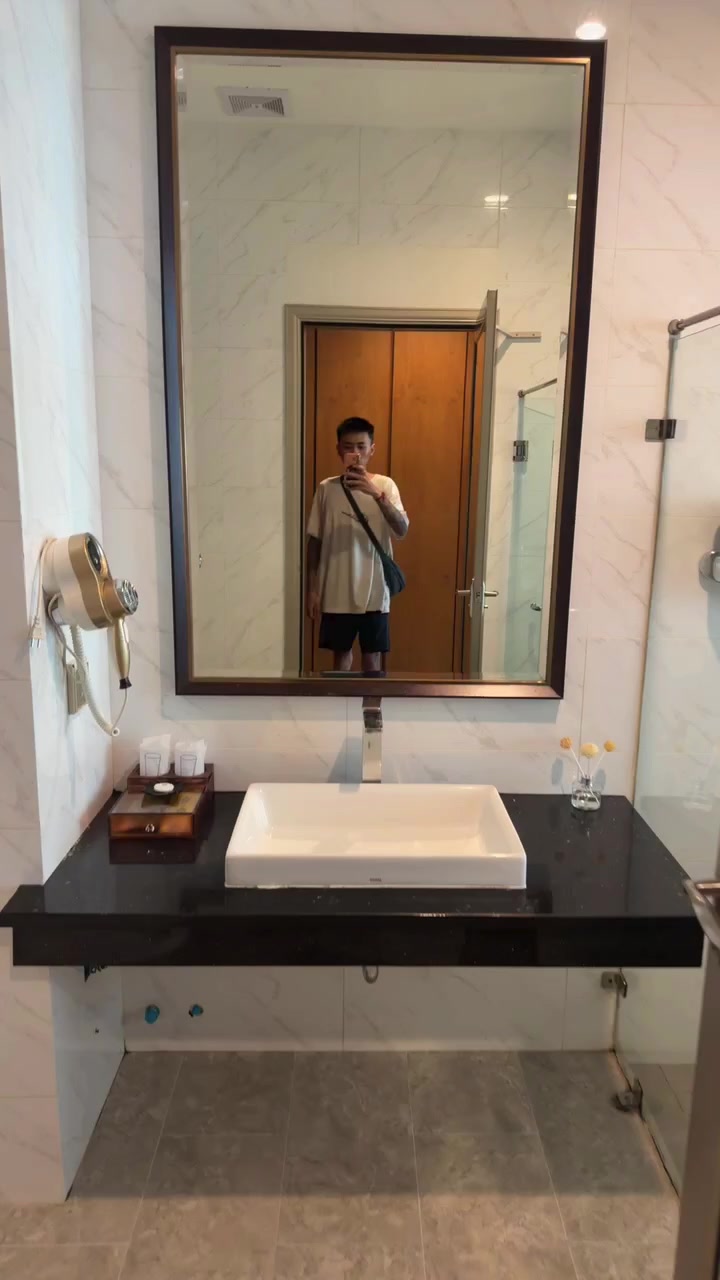 @Zhang Di