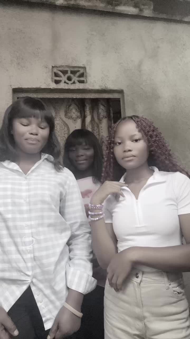 @Gloria Ntumba