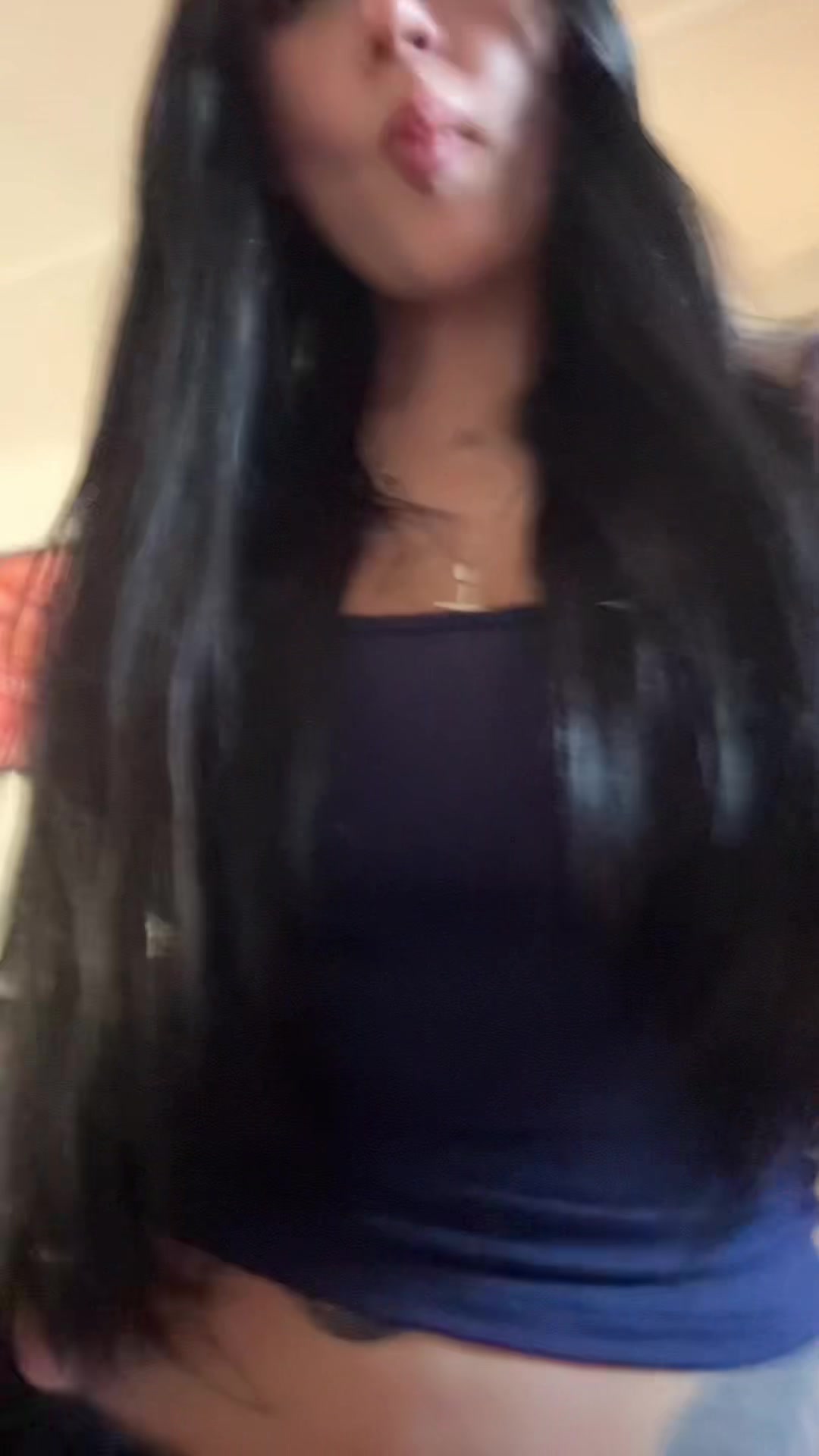 @Littleroyaal