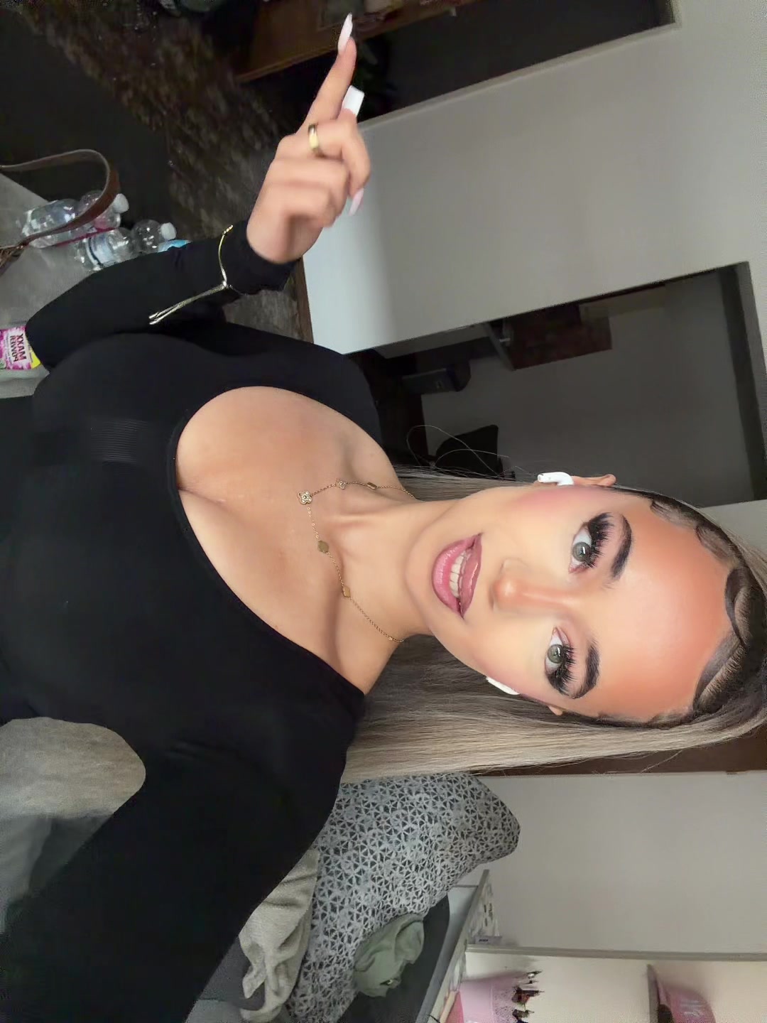 @V