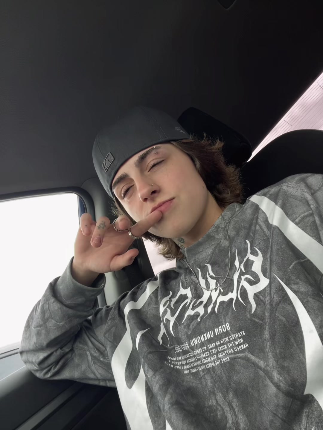 @Jordan🕸️