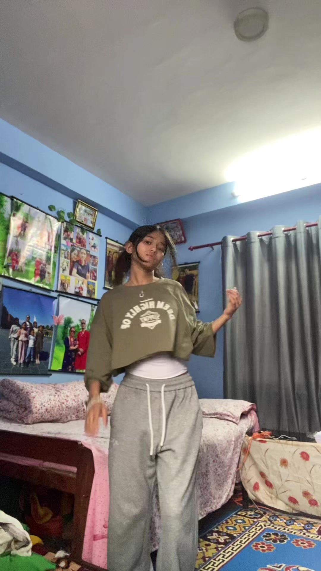 @Roshyaa😍