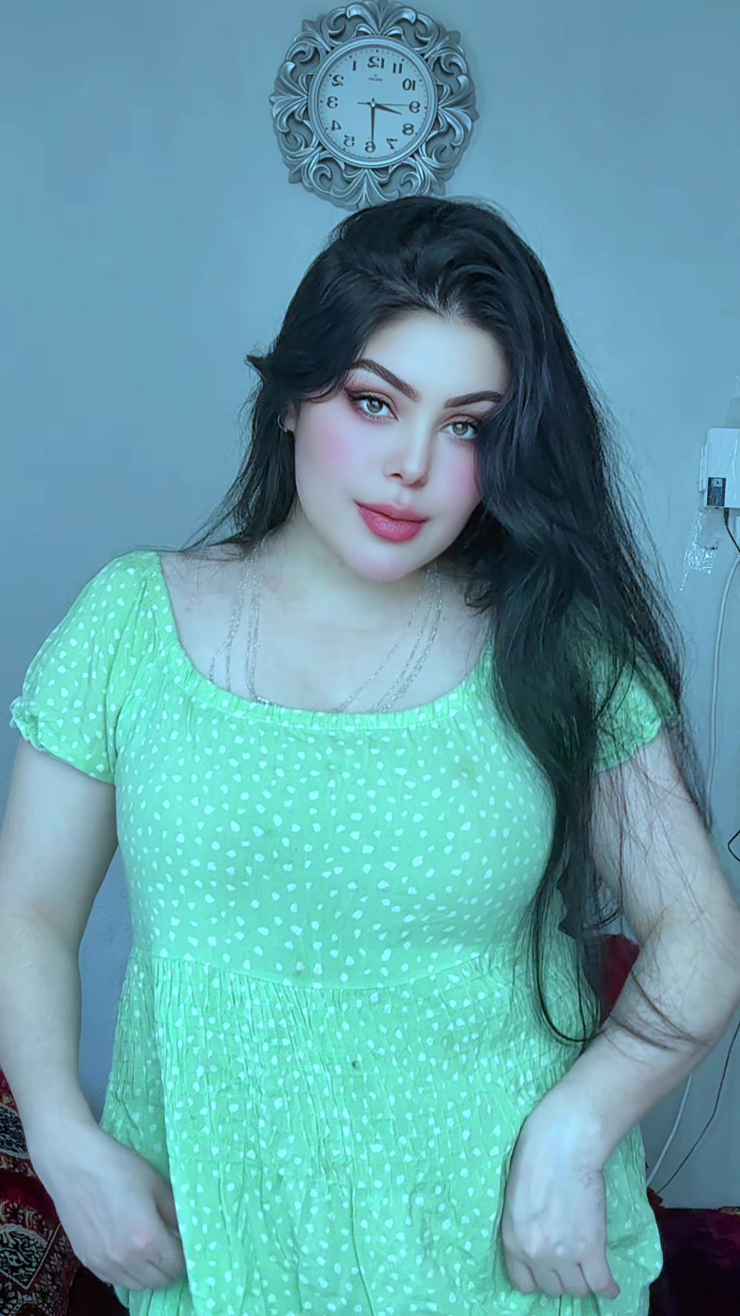 @Sanam🧏🏻&zwj;♀️