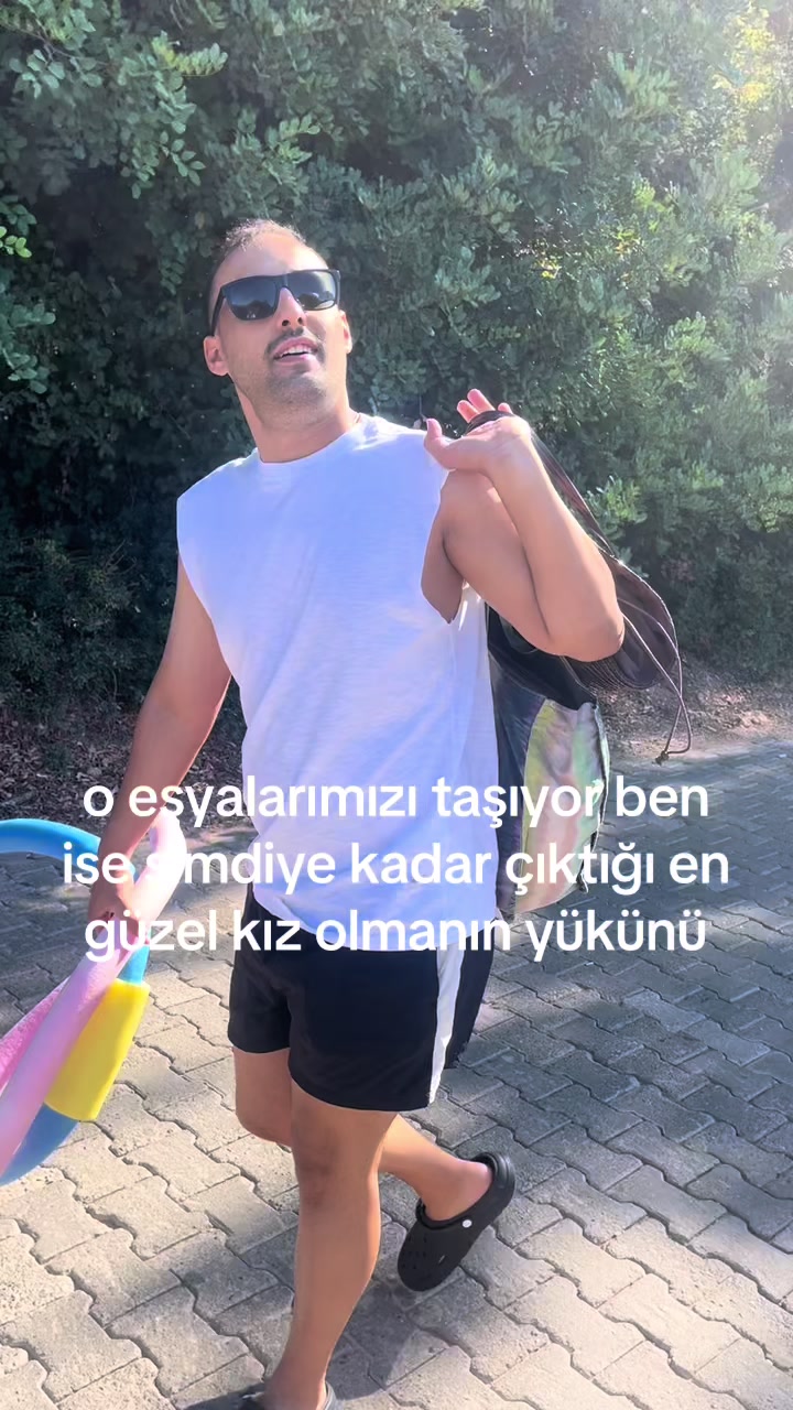 @asya🪩🪄🃏
