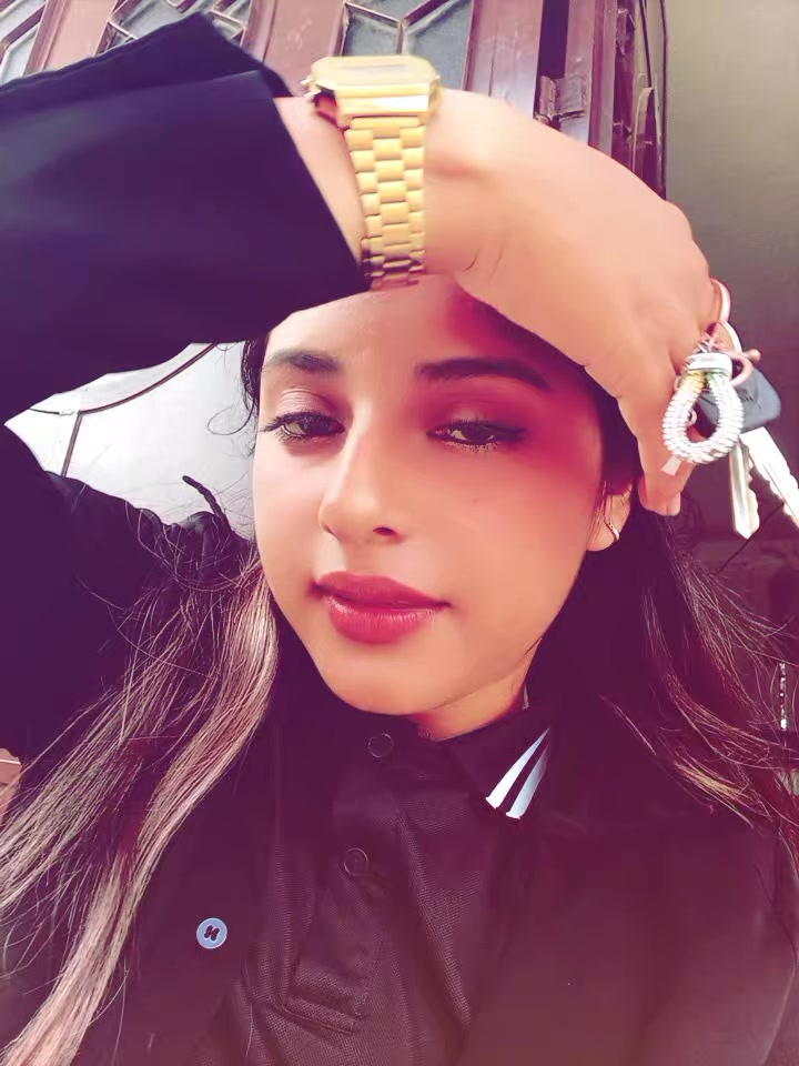 @Anita Ventura