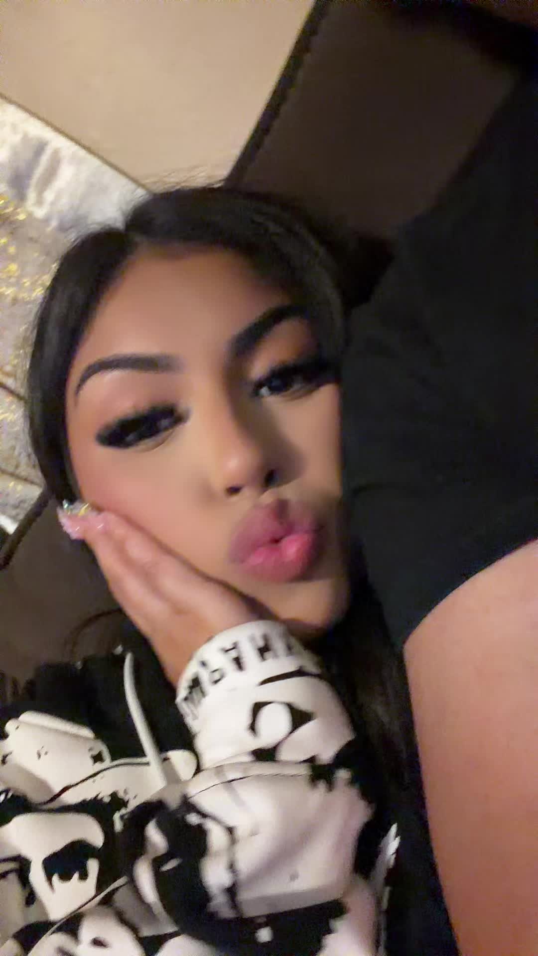 @brittbrat