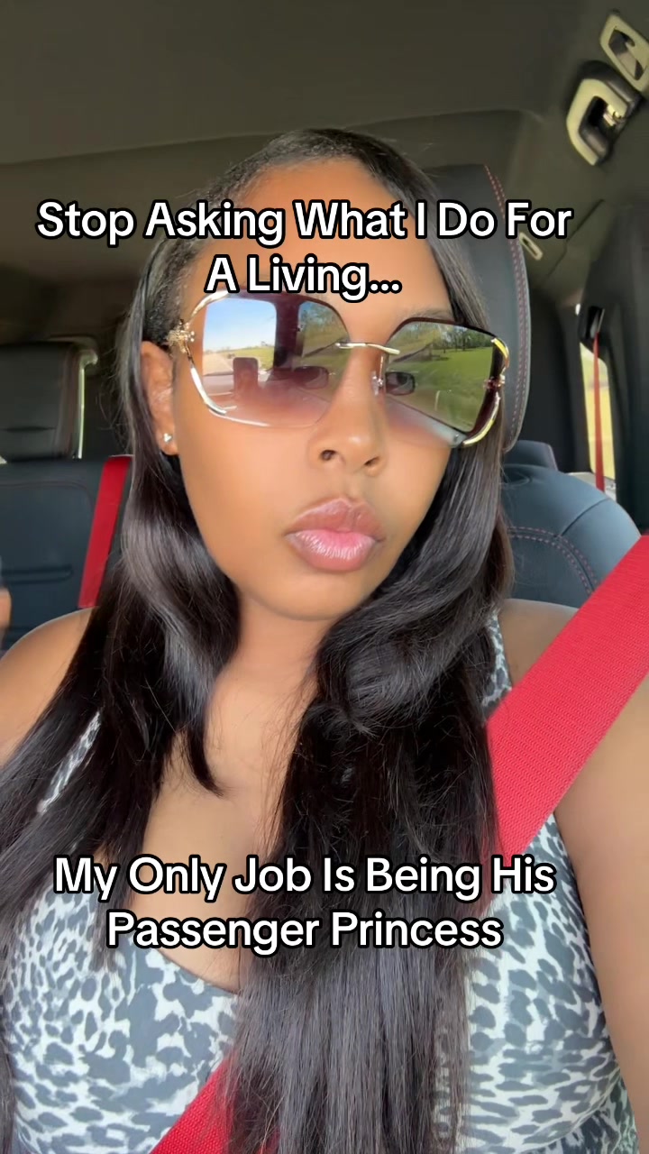 @THEREALBIGMRS