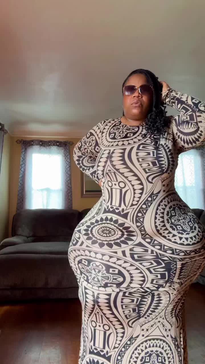 @curvyqueen07