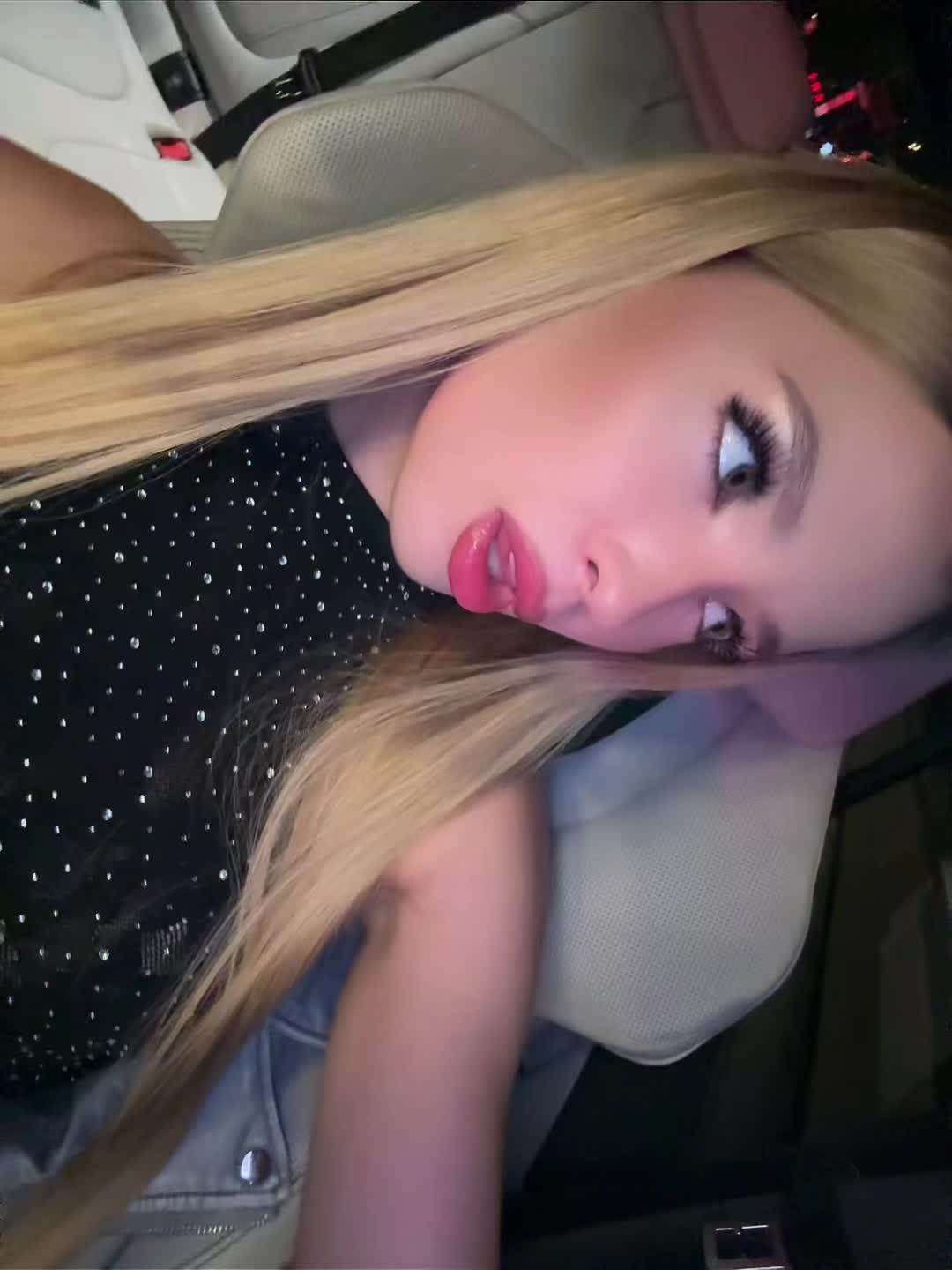 @𝑷𝒐𝒍𝒊𝒏𝒂 𝑶𝒓𝒍𝒐𝒗𝒂