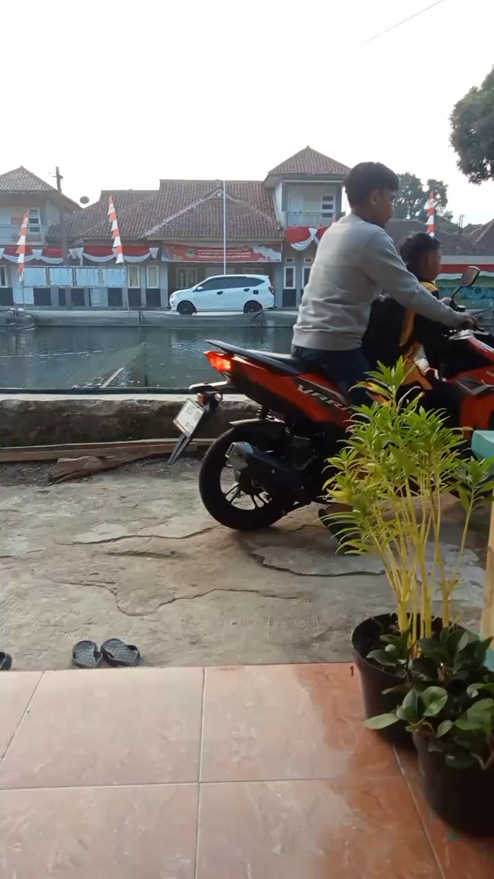@Mom's Arya30