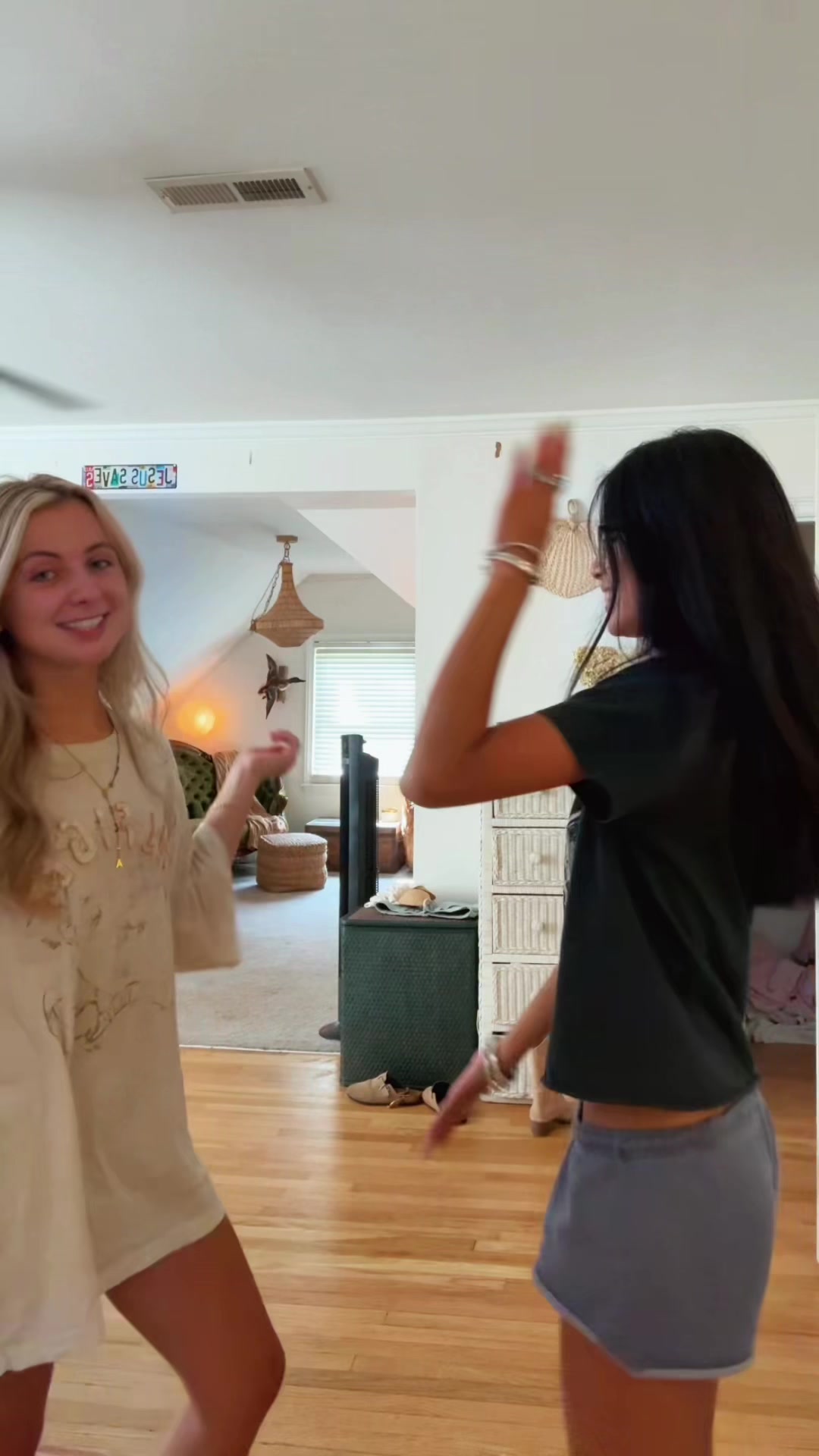 @Angela