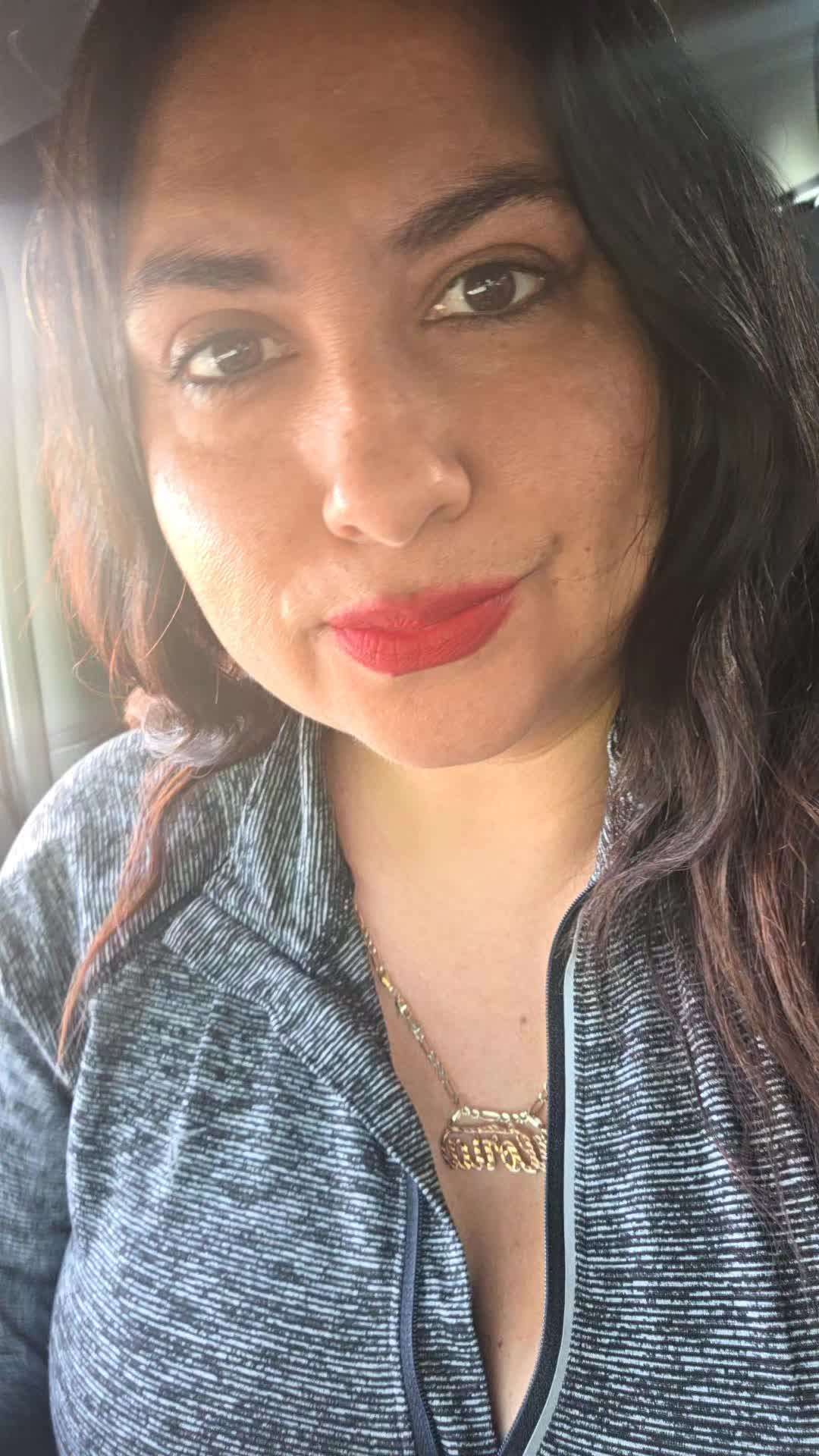 @MALA NI BUENA NI SANTA