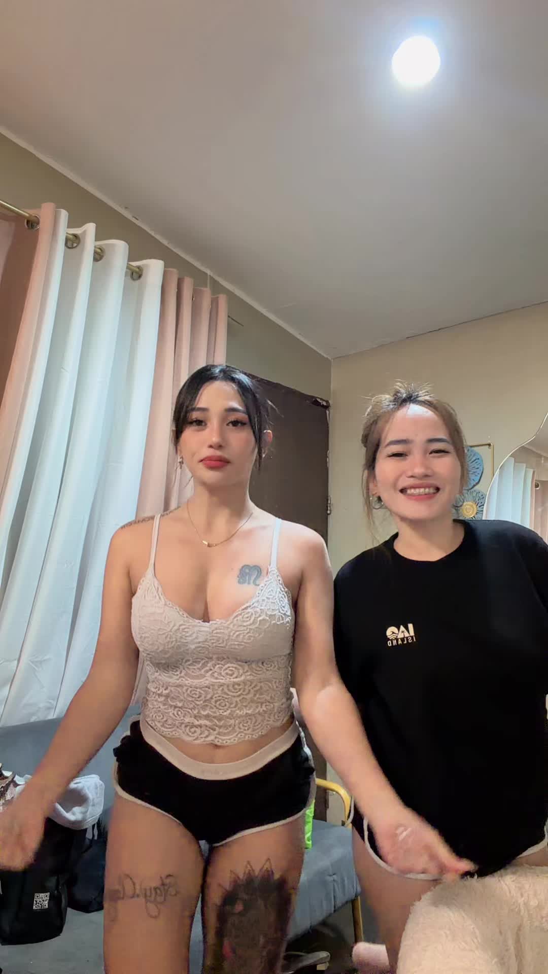 @Katrina Hart 🦋