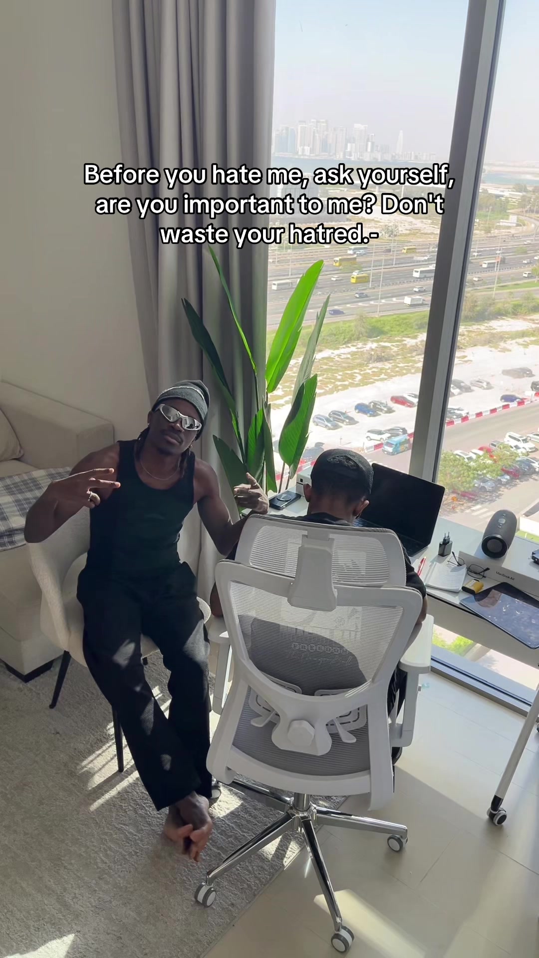 @2chase.ent