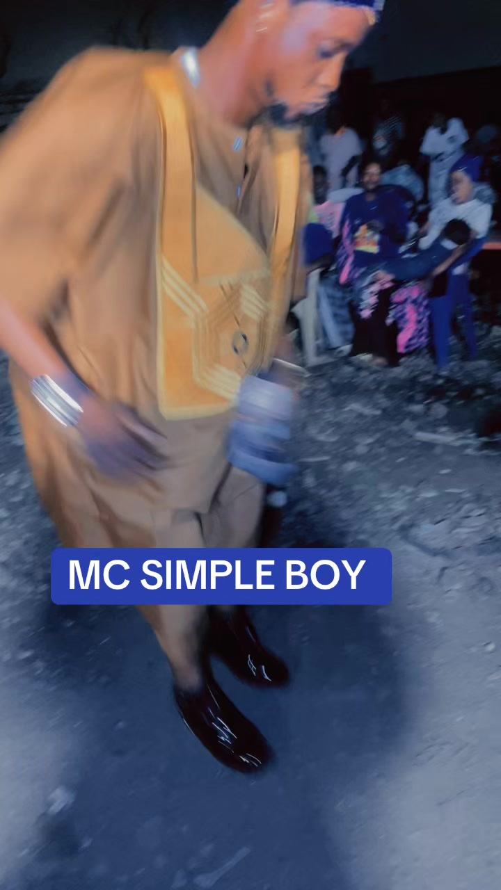 @MC SIMPLE BOY