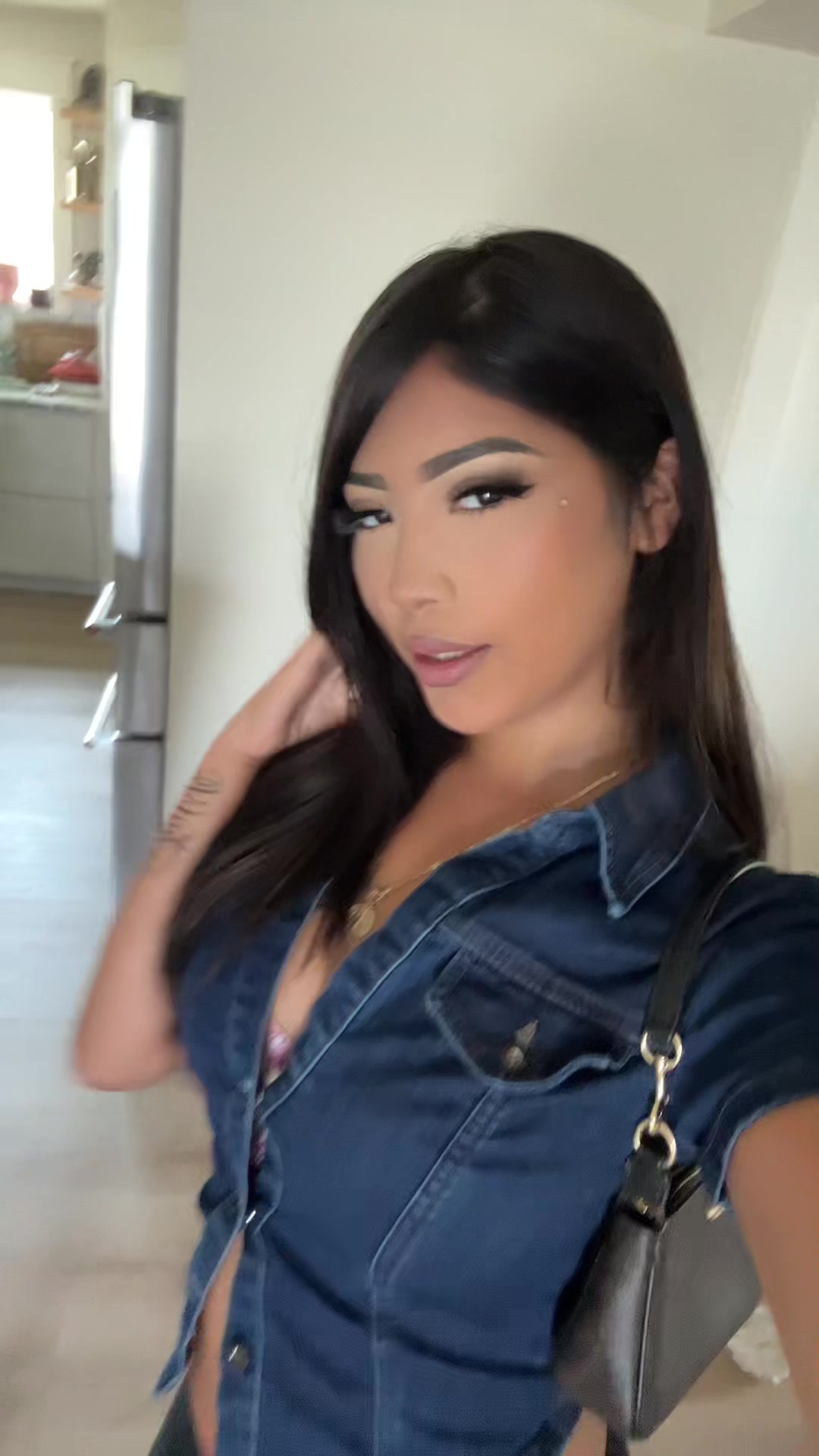 @y