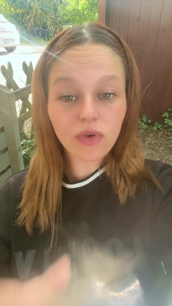 @Angy_187