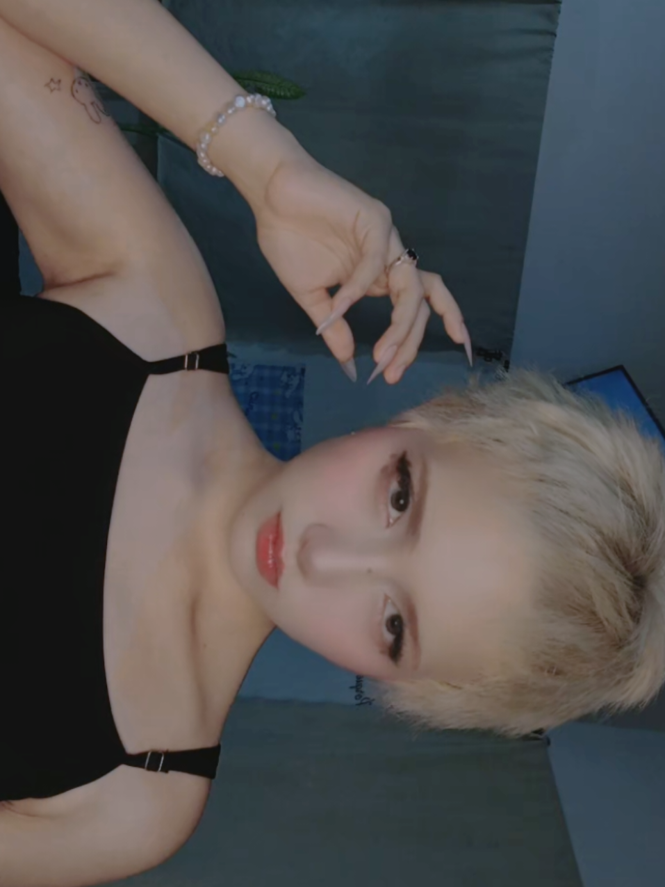 @꒰✧˚₊‧☆AriSparkleBoy☆‧₊˚✧꒱