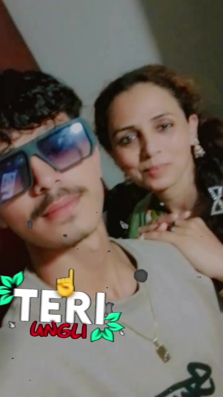 @Sanam Khan