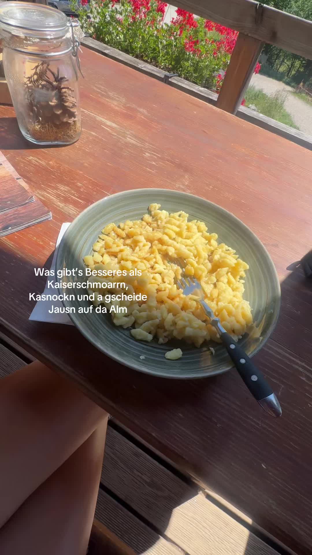 @✭☆⭑