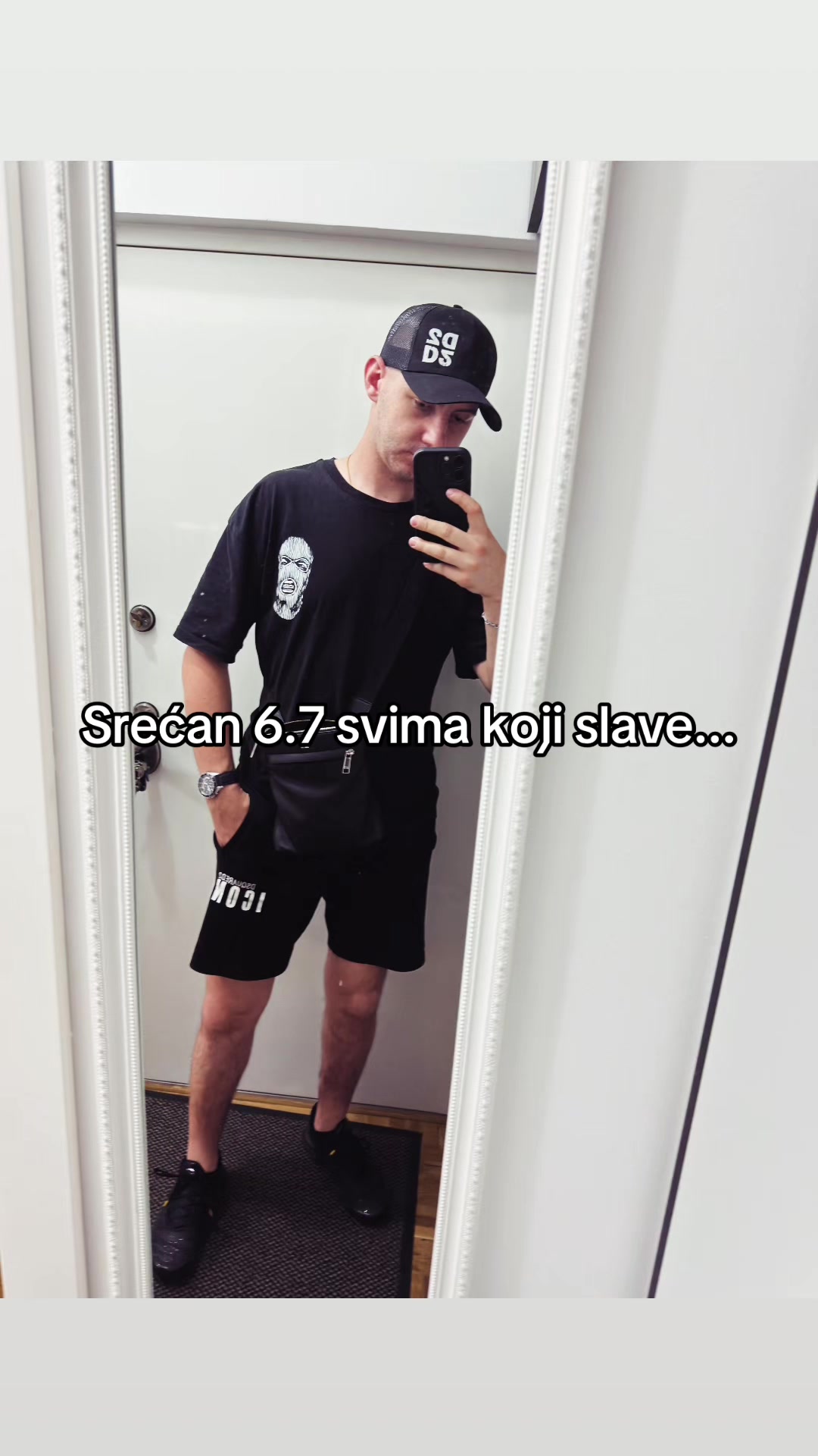@Lazar🇷🇸