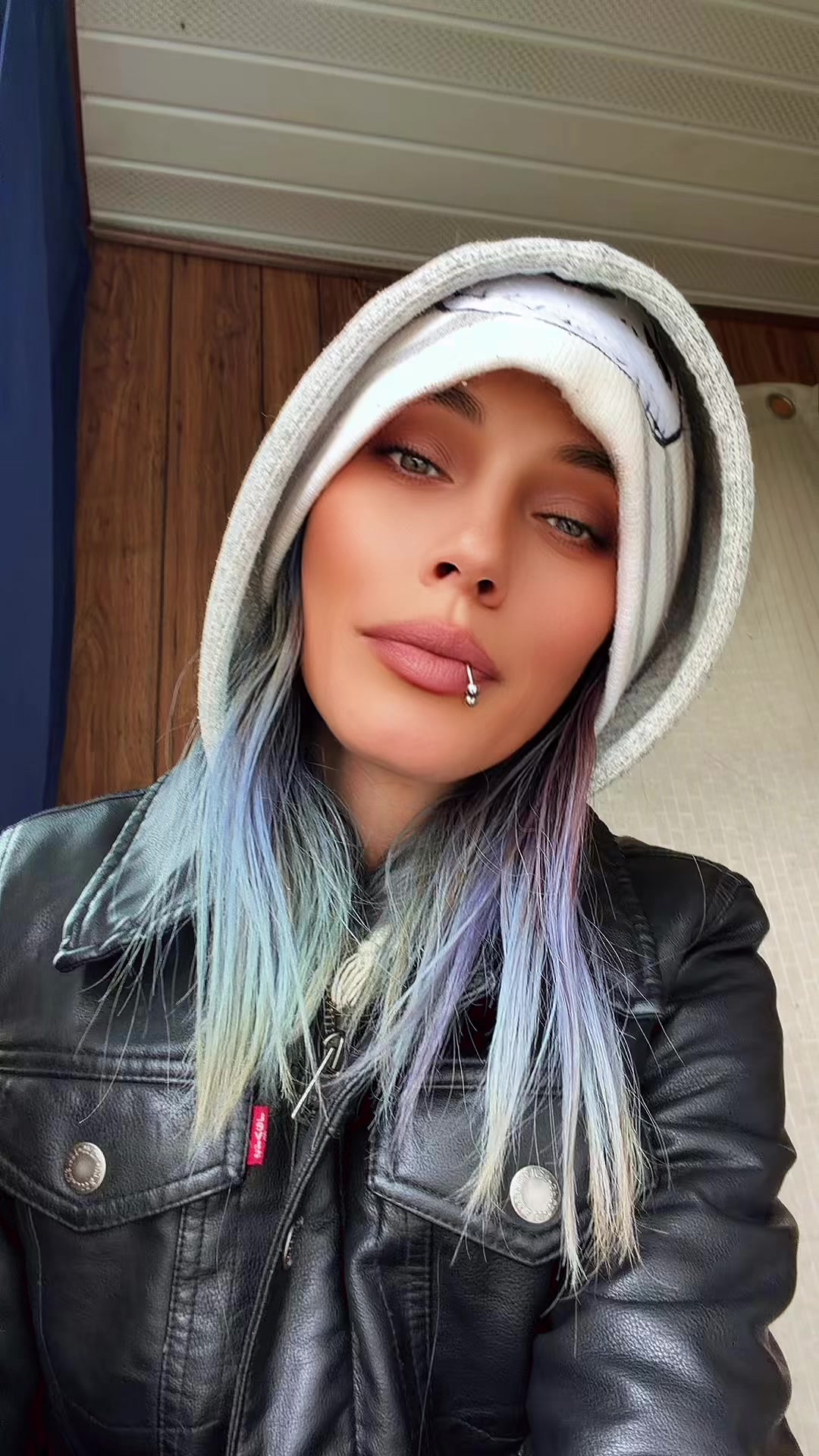 @PoisonVamp_86
