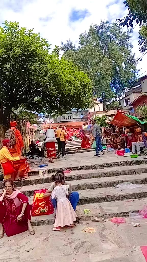 @Reesika Ratna Reesik
