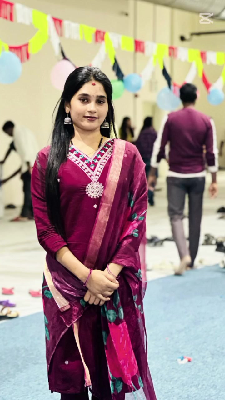 @🫴❤️ இவள்🫴❤️💜